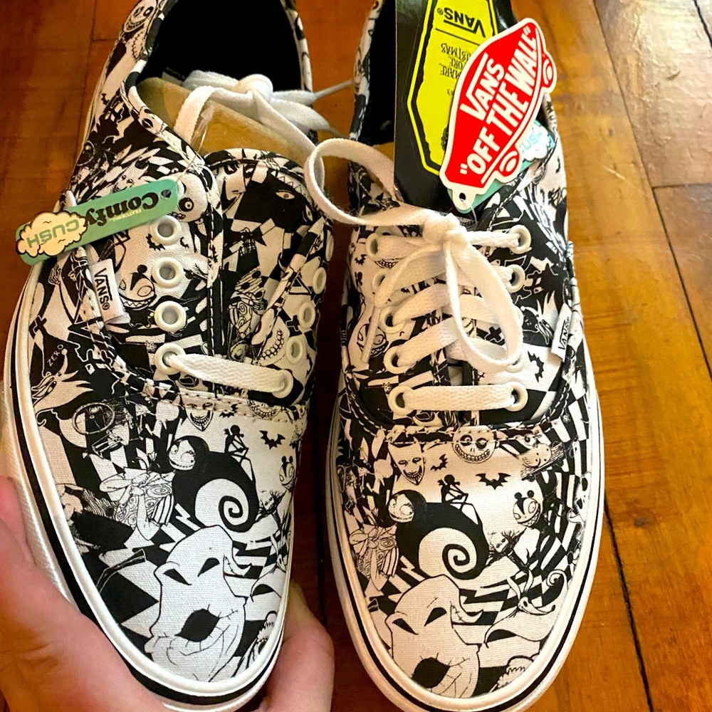 RARE ONE OF A KIND. VANS- Nightmare Before Christmas special edition!!